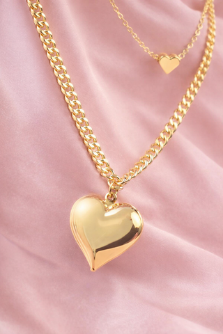 COLLAR DORADO DOBLE DIJES DE CORAZON