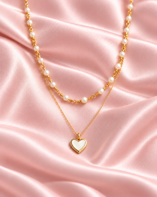 COLLAR DORADO DOBLE  CON PERLAS Y DIJE DE CORAZON