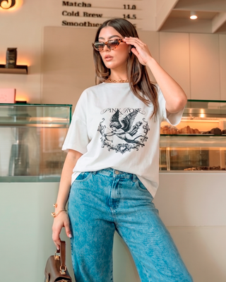 CAMISETA BLANCA OVERSIZE DE CUPIDO PINK ROSE