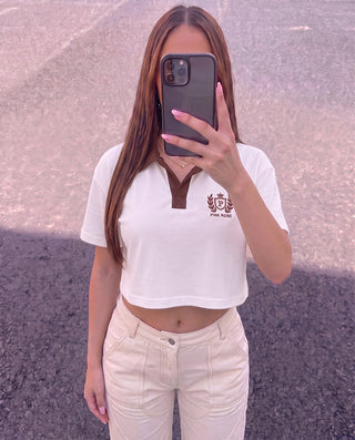 Camiseta blanca polo tejida corta oversize, detalle — Pink Rose