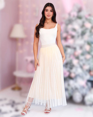 FALDA LARGA TULL Y CON PERLAS