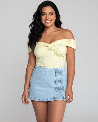 Falda Short de Jean con Detalle de Tapa y 3 Moños Decorativos