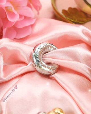 Ear cuff plateado chunky texturizado