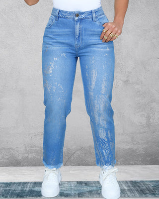 Blue jean  mom decorado plateado bajo desgastado