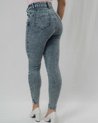 Jean Skinny “Gaia” en Tono Ice