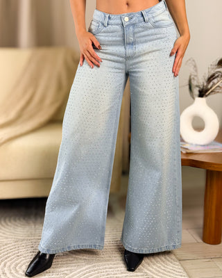 Jean Bota Ancha con Aplique de Zafiros al Frente