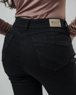 Jean negro Bota Ancha flare