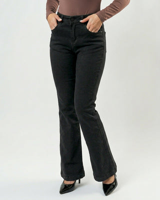 Jean negro Bota Ancha flare