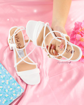 Sandalias blancas minimalista con tacón grueso tira tobillera