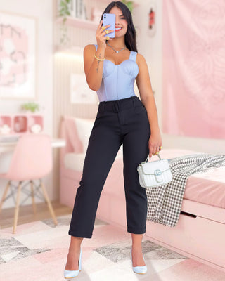 Pantalón Negro con Hebilla Forrada y Dobles Abajo
