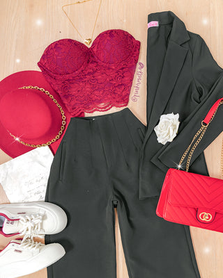 Crop top de encaje strapless con copas
