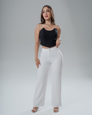 Pantalón Blanco Con Prenses y Bota Ancha