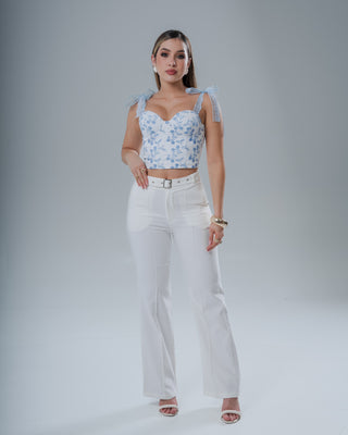Pantalón Bota Ancha con Correa de Hebilla