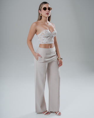 PANTALON SENCILLO CON VENA BOTA ANCHA