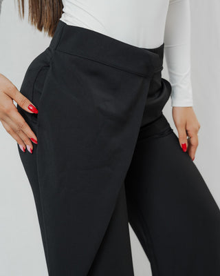 Pantalón Bota Ancha con Sobrecapa