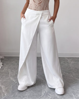 Pantalón blanco Bota Ancha con Sobre capa