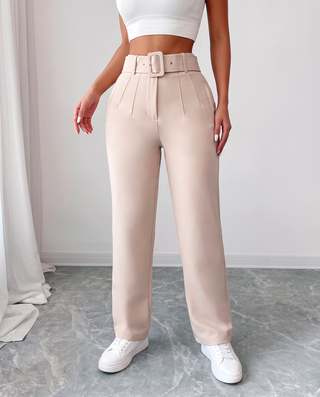 PANTALON BEIGE CON PRENSES Y CORREA DE HEBILLA FORRADA