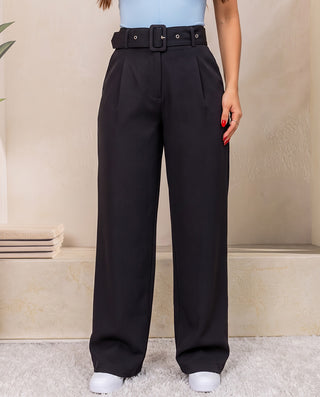 PANTALON NEGRO BOTA ANCHA CON CORREA DE HEBILLA FORRA