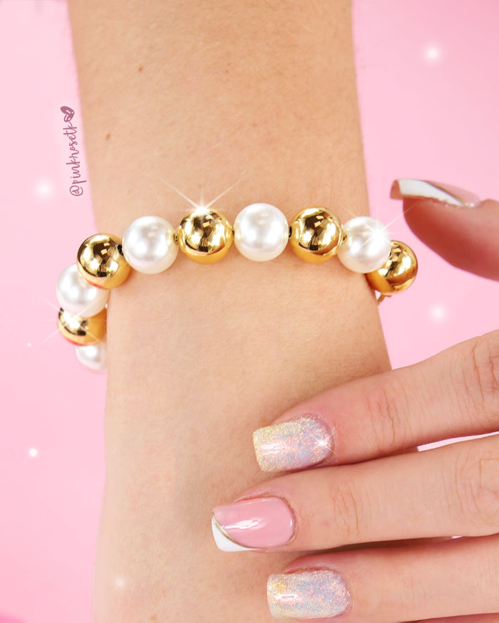 Pulsera balines dorados y blancos