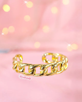 Pulsera dorada cadena gruesa