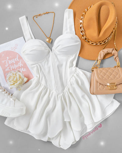 Romper blanco bustier tipo corsé y falda volantes