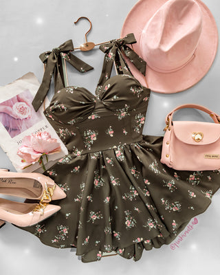 Romper de Flores con Copas Drapeadas y Tiras