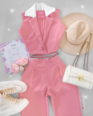 Set rosado de chaleco de amarrar en la cintura y pantalón