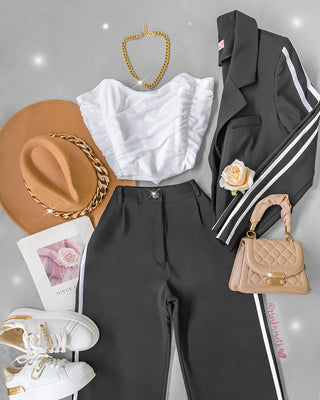 Set Pantalón y Blazer con Diseño de Líneas