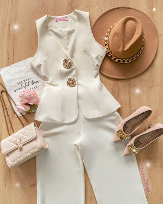 Set de 2 piezas rosa: Pantalón y blusa con detalle de 2 botones