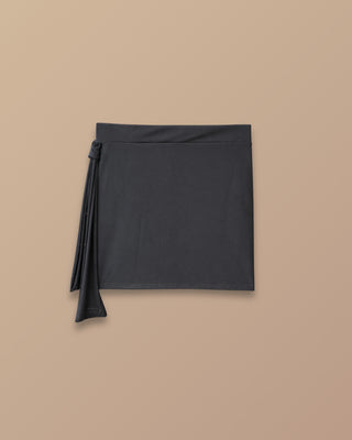 SET NEGRO EN MALLATEX DE FALDA CON LAZO Y BLUSA TIPO CAPA