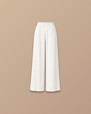 SET BLANCO DE PANTALON Y  BLUSA DE AMARRAR CON FLOR DE PINKROSE