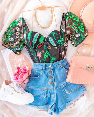 Short blue jean 4 botones bolsillos falsos