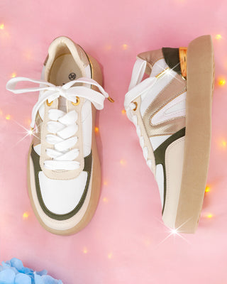Tenis Sierra Blancos con detalles en Dorado y Verde