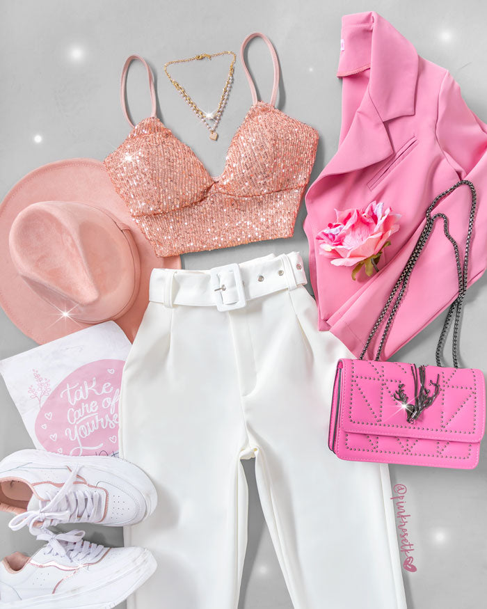 Pantalón blanco de prenses y cinturón forrado