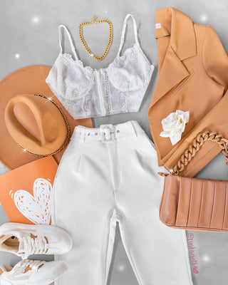 Crop top encaje tipo corset adelante