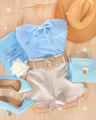 Crop top azul strapless con moño