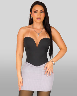 Crop top strapless escote corazón con varilla