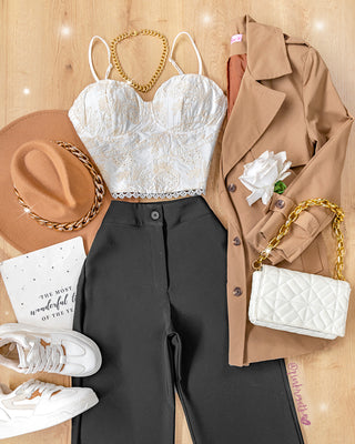 Crop Top Flores Bordadas Corset
