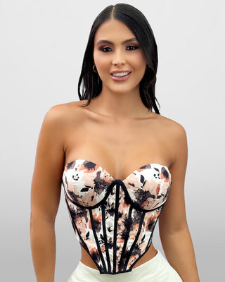 Crop top café con hojas tipo corset