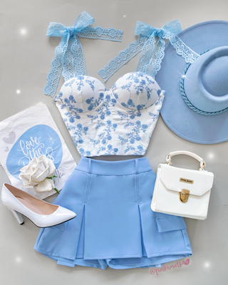Crop Top Flores Bordadas con Tiras para Amarrar