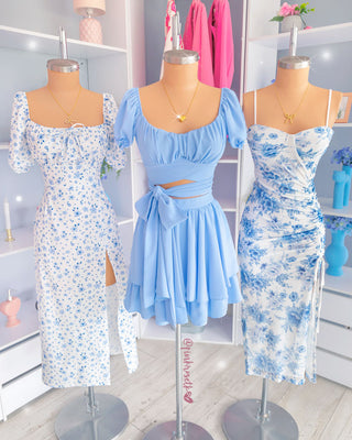 Set azul bebe top cuello bandeja falda short de volantes