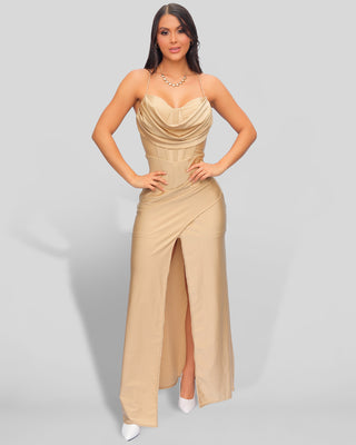 Vestido largo con cuello bandeja y drapeado
