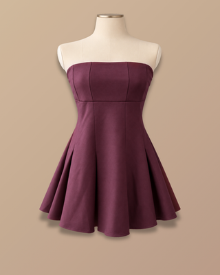 VESTIDO VINO TINTO CORTO STRAPLESS DE TABLAS
