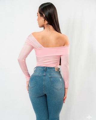 BLUSA ROSADA MANGA LARGA CON CUELLO BANDEJA