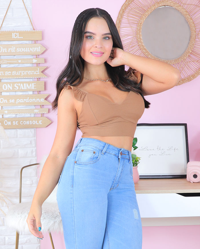 CROP TOP EN RIB BOLERO EN MANGA