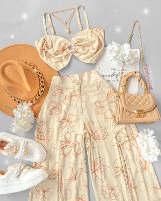Set de flores  pantalón y crop top