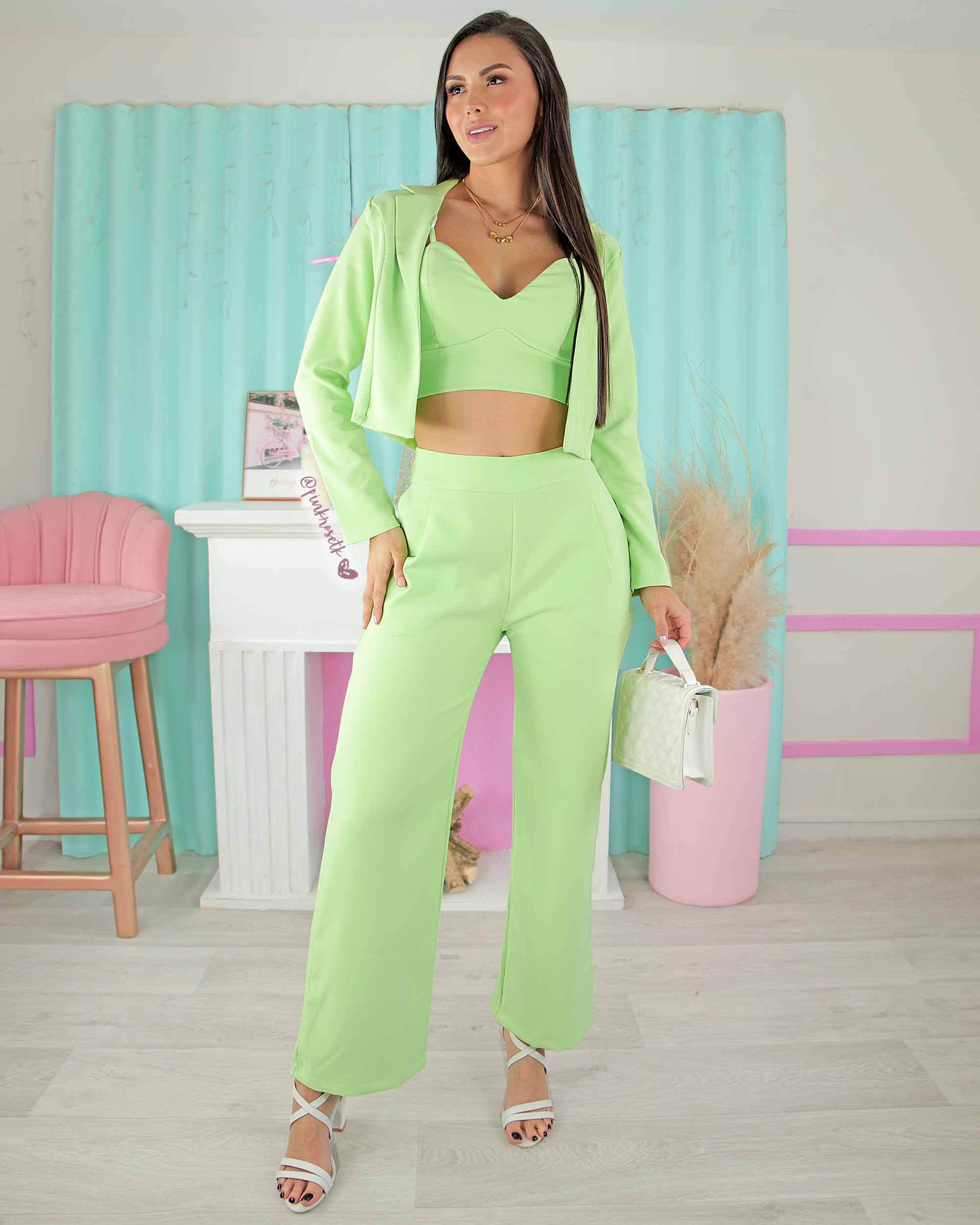 Set de pantalón blazer y crop top – Pink Rose tk