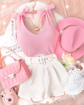 SOMBRERO ROSADO CON CADENA