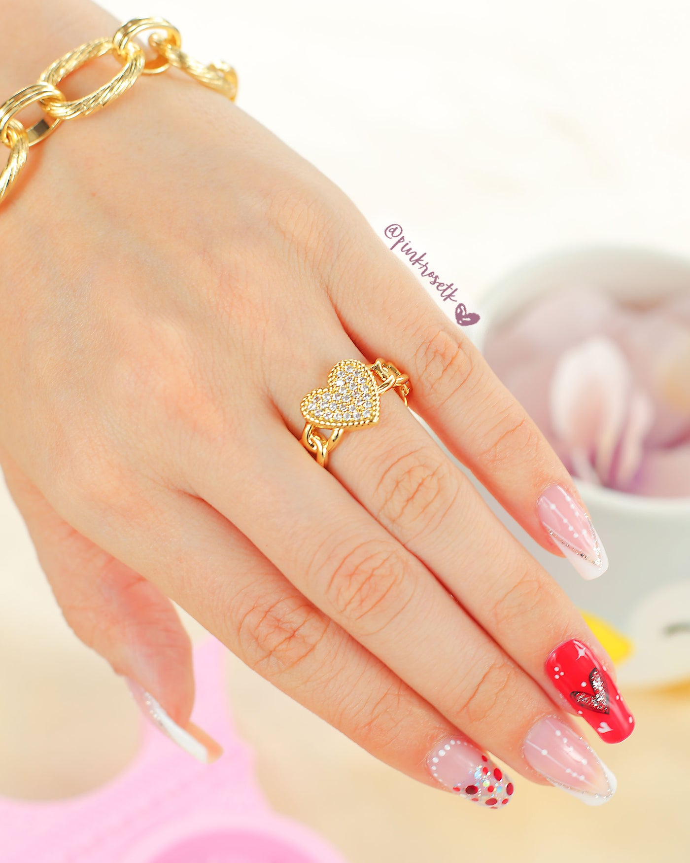 Anillo corazón dorado con mini brillantes