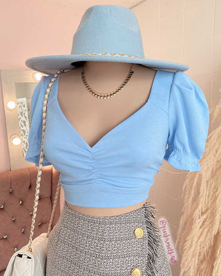 BLUSA CON RECOGIDO DE AMARRAR EN LA ESPALDA